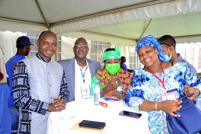 f06eb3ea-4ea3-40b6-beec-d670557b1937